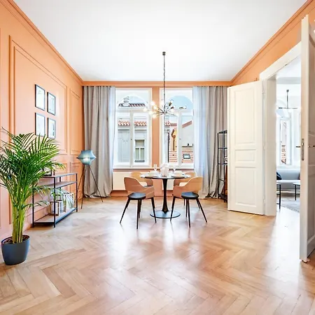 Apartman Mikulandska *